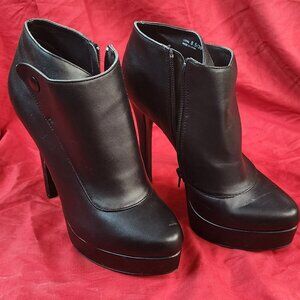Chinese Laundry Loyal 8.5 Black Booties Platform Heels